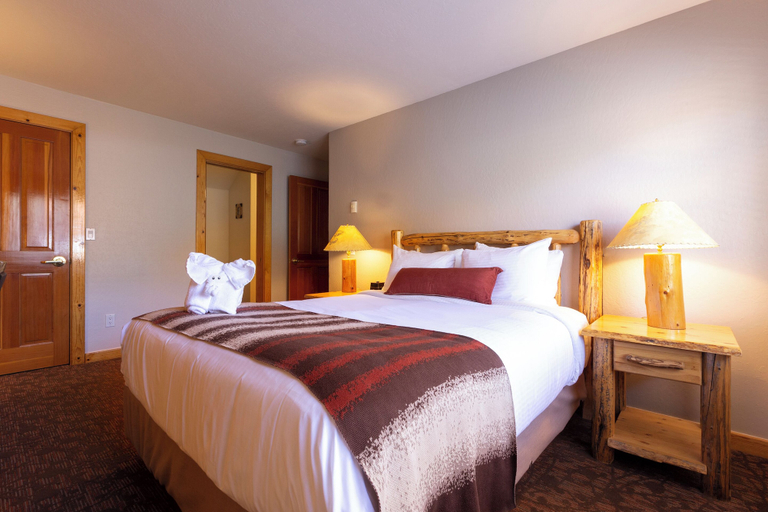 Bedroom 4, Red Wolf Lodge at Olympic Valley, Placer