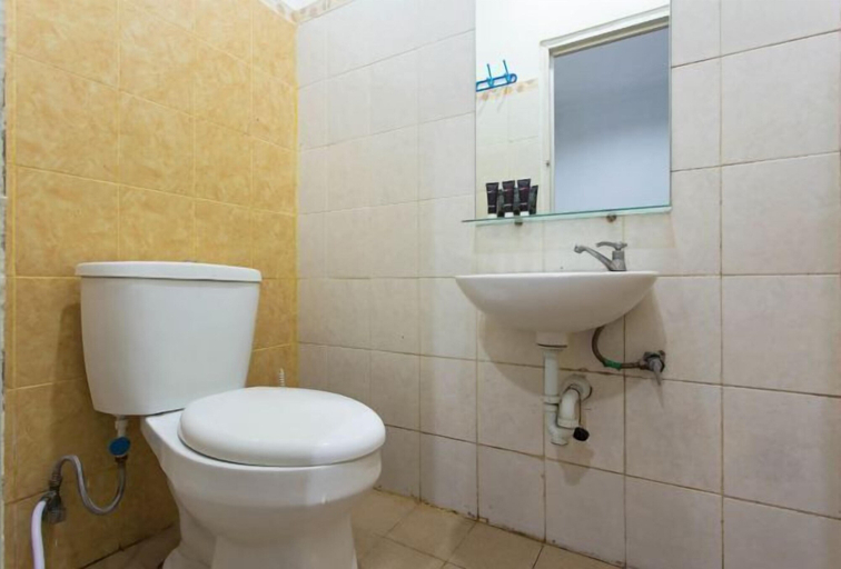Bathroom 6