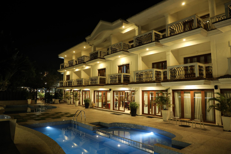 Bedroom, White Pearl Suites by Rosetum, North Goa