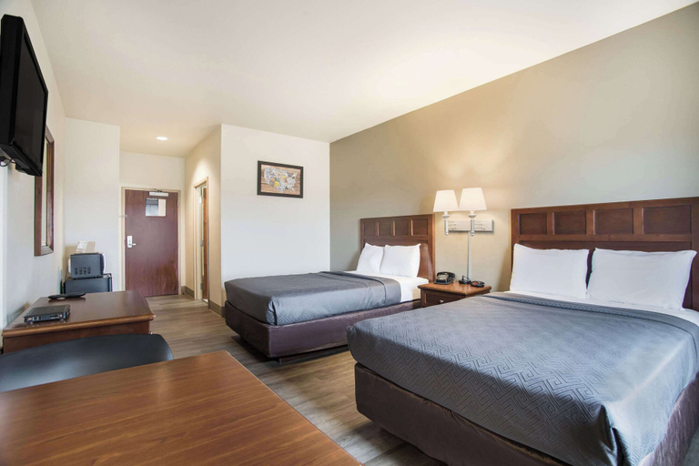 Others 5, Econo Lodge Anderson, McDonald