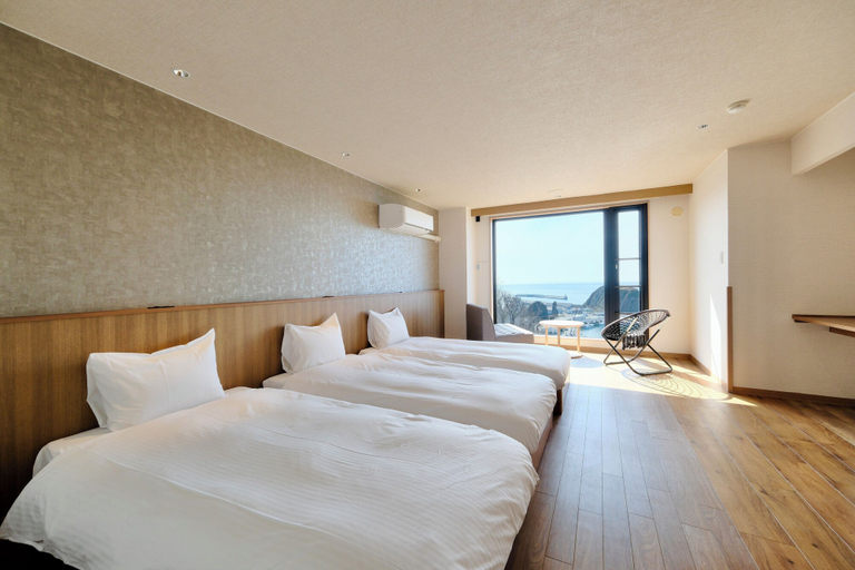 Bedroom 3, Shiretoko Yuhi No Ataruie Onsen Hostel, Shari