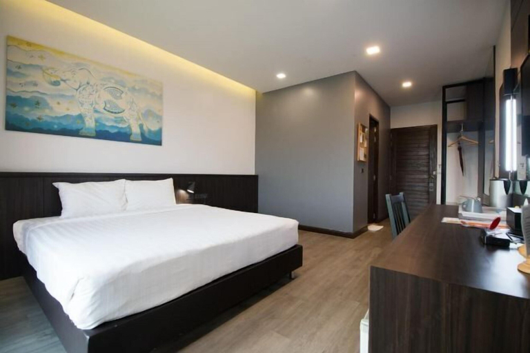 Bedroom 6