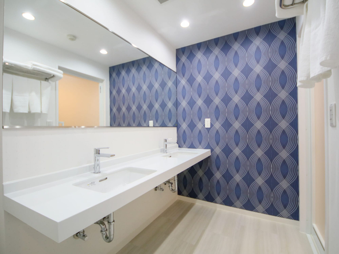 Bathroom 4, Hotel Chula Vista SENAGA, Naha