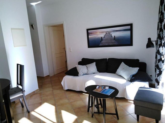 Living area 5, Holiday Apartment Palais am Park, Rostock