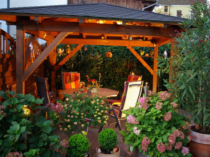 Property grounds 2, Holiday Apartment Magnolia, Trier-Saarburg