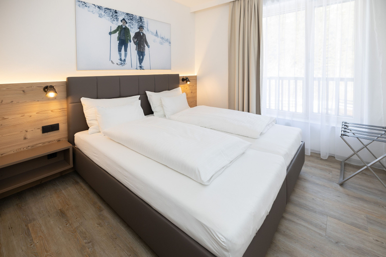 Bedroom 2, ALPRIMA Aparthotel Hinterstoder, Kirchdorf an der Krems