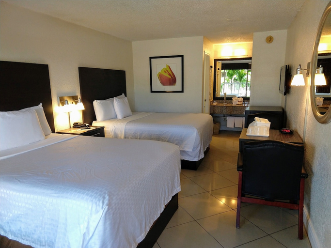 Bedroom 3, Red Carpet Inn Airport Fort Lauderdale, Broward