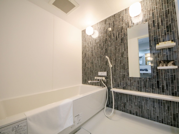Bathroom 4, Hotel Chula Vista SENAGA, Naha
