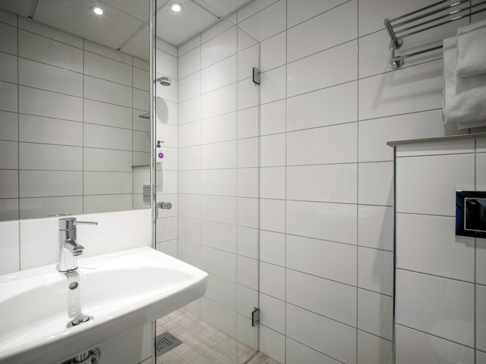 Bathroom 4, Quality Hotel Grand Kristiansund, Kristiansund