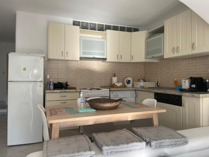 Others 5, Sea and Sun beach house at Platis Gialos, South Aegean