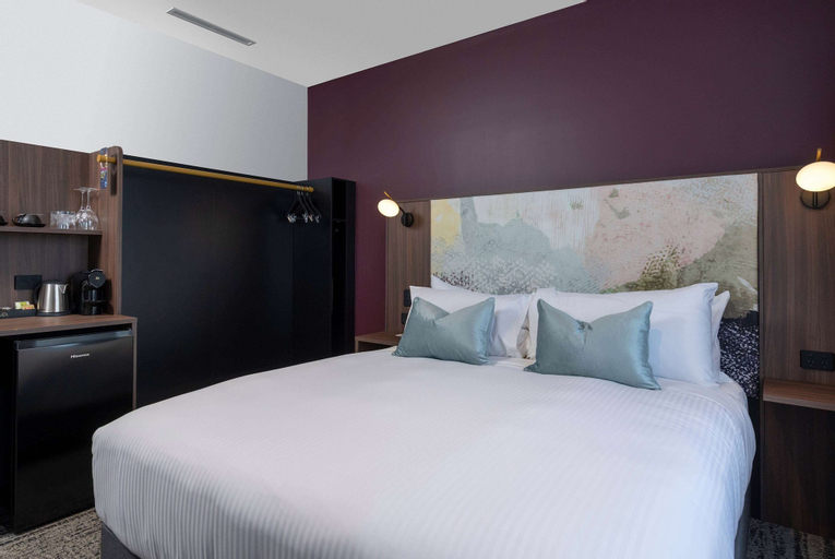 Bedroom 13