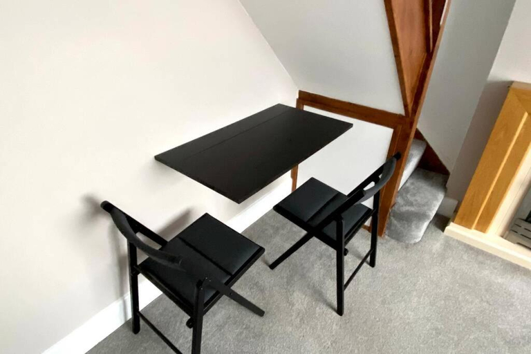 Others 5, Spacious 2 Bed APT sleeps 4 near Bournemouth Beach, Bournemouth