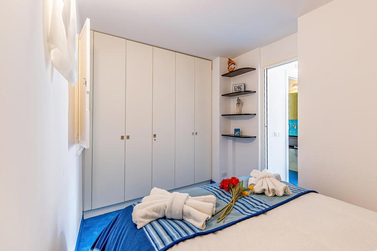 Bedroom 3, Casa Marina, Genova