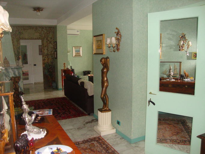 Food & Drinks 3, B&B Cavaliere Milano, Milano