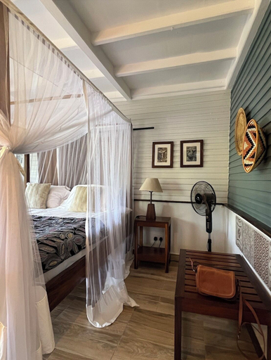 Bedroom 3, Mount Meru Game Lodge, Meru