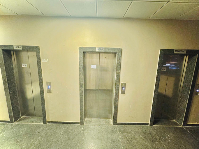 Others 3, Hotel Avenue, Gandhinagar