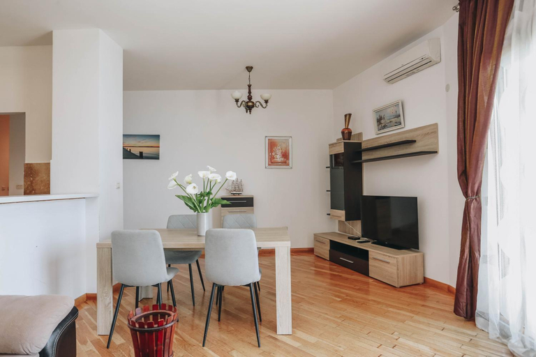 Others 2, Apartment near Ponta Nova of Rafailovici