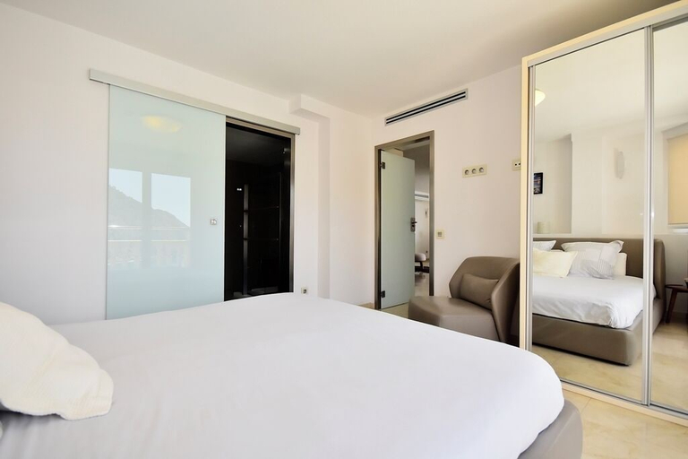 Bedroom 2, Atico Suite Ola Blanca, Alicante
