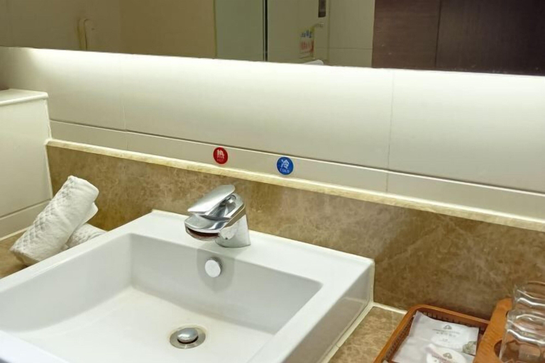 Bathroom 3, Master Hotel, Huizhou