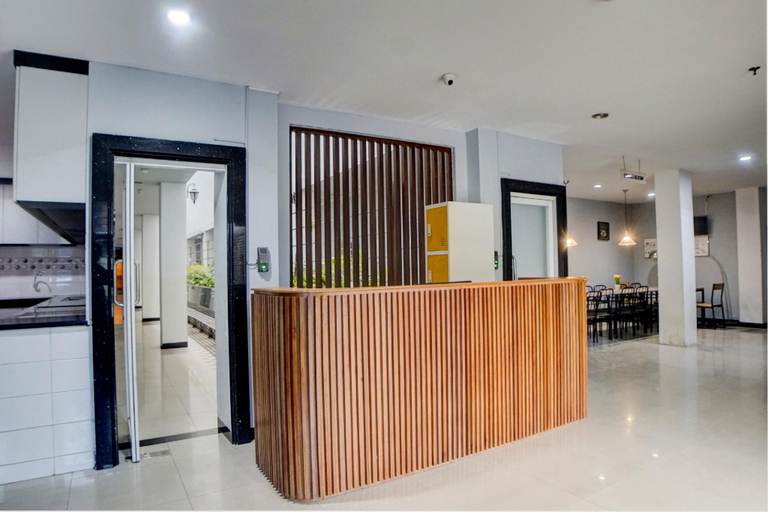 Public Area 2, Hotel O Finest House Near Amplas Bus Terminal, Medan