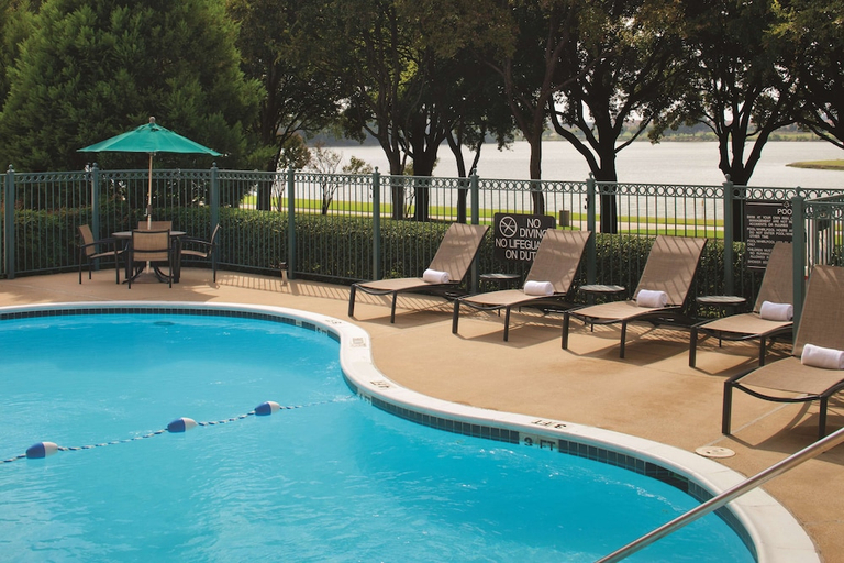 Sport & Beauty, DoubleTree by Hilton Dallas - Farmers Branch, Dallas
