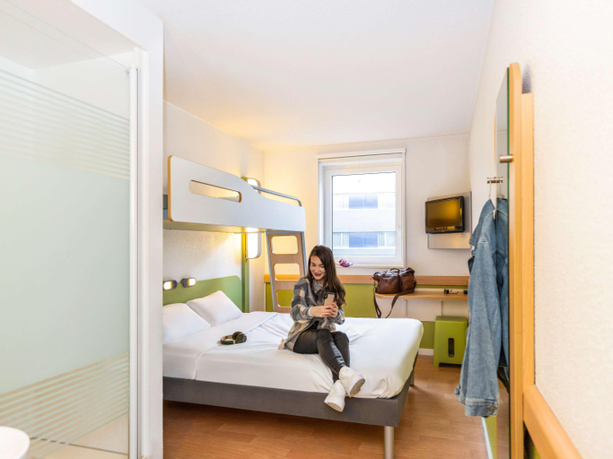 Bedroom 9