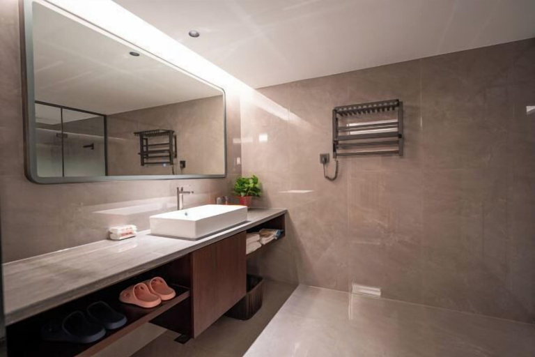 Bathroom 3, Pingjiang Shenfan International Hotel, Yueyang
