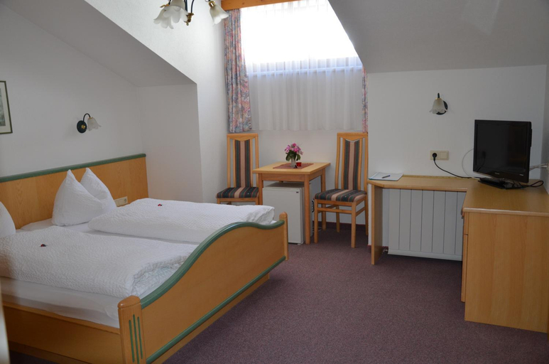 Others 3, Gastehaus Klug, Reutte