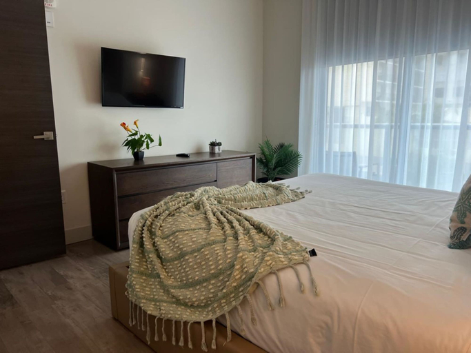 Bedroom 4, Global Rent Apart, Broward