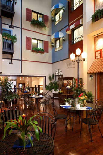 Food & Drinks 5, Hotel Maxwell Anderson, Garfield