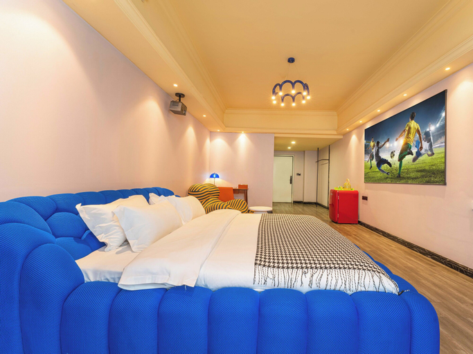 Bedroom 13