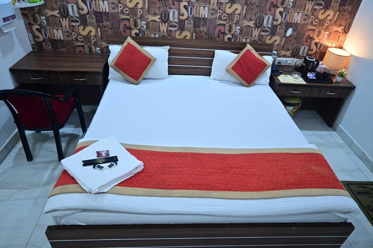 Bedroom 5, HOTEL SHALIMAR PALACE, Rae Bareli
