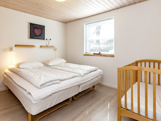 Bedroom 2, 5 Star Holiday Home in Hals, Aalborg
