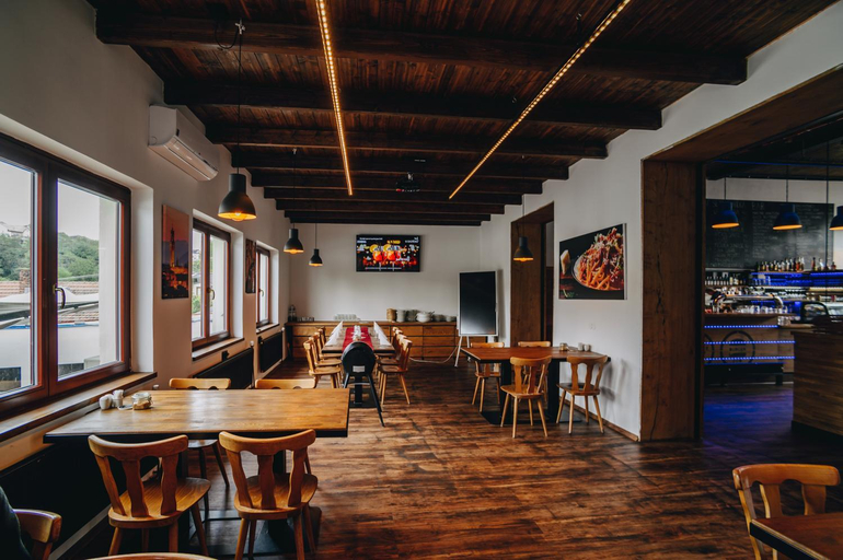 Food & Drinks 5, Penzion u Zajicku, Brno-Venkov