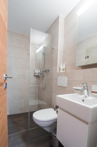 Others 5, Sonnegg Lodge 2.1, Visp