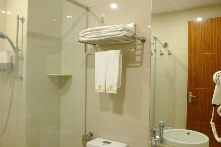 Bathroom, HAPPINESS HOLIDAYINNL, Jieyang