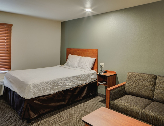 Bedroom 2, WoodSpring Suites Columbus NE I-270 Airport, Franklin