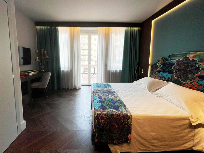 Bedroom 12