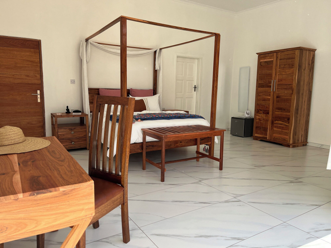 Bedroom 2, The Baroness, Bulawayo