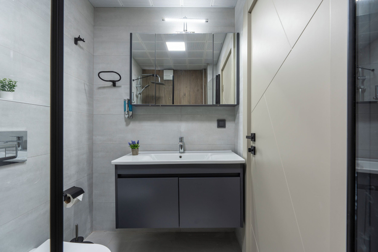 Bathroom 5, Doqu Suites Hotel, Antalya