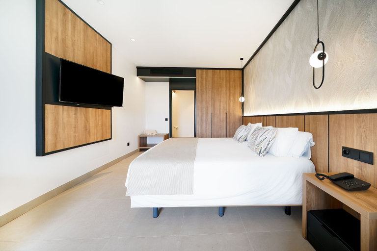 Bedroom 3, Bull Vital Suites & Spa Boutique Hotel - Only Adults, Las Palmas