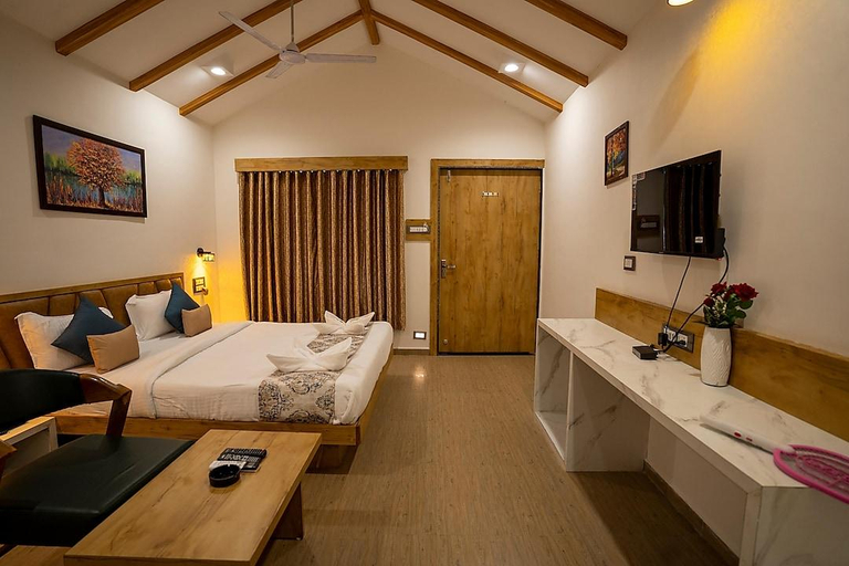 Bedroom, The Comfort Gir Resort, Junagadh