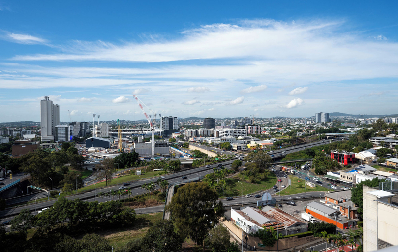 Exterior & Views 10