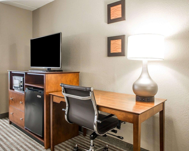 Others 4, Comfort Inn Hammond I-94, Lake