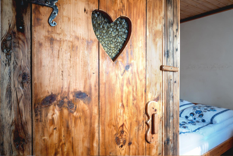 Bedroom 2, Wczasowisko Miedzywodzie, Kamień