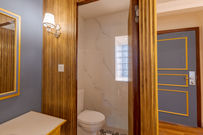 Bathroom 2