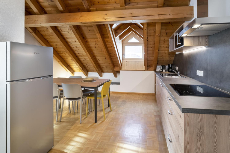 Others 4, Apartments Gasser, Bolzano