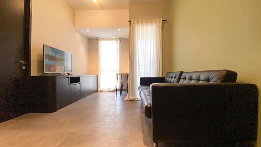 Others 2, Spacious 1BR at Tokyo Riverside PIK 2 Apartment By Travelio, Tangerang