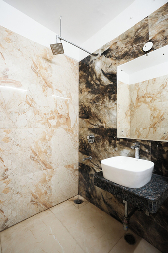 Bathroom 3, Hotel Om Paradise Near IGI Delhi Airport, Delhi