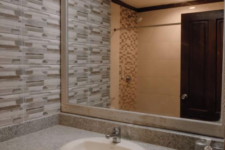 Bathroom 9